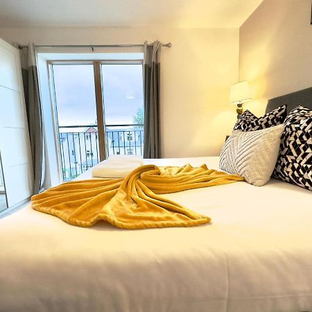 Koala & Tree - Modern 1 Bed Apartment For 4 Guests In The Heart Of Cambridge - Short Lets & Serviced Accommodation Exterior photo